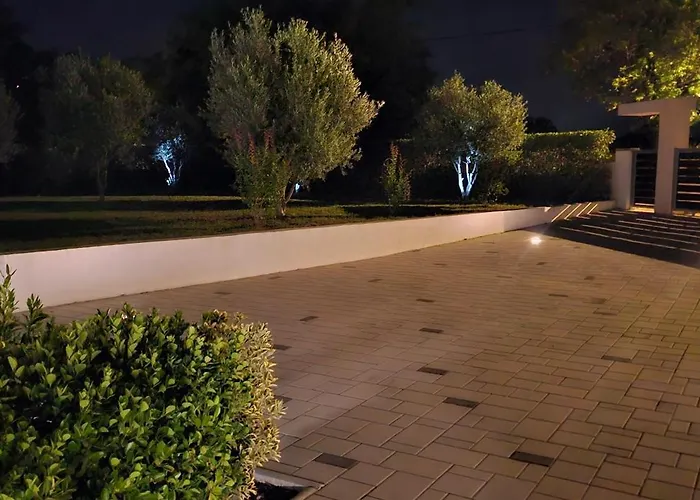 빌라 Happy House 자다르